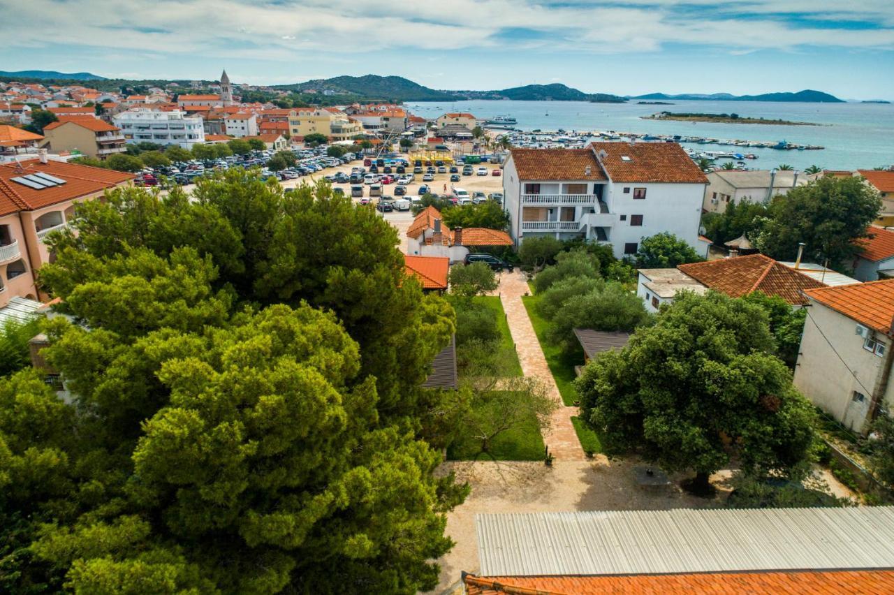 Apartmani Mara Pakoštane Екстериор снимка