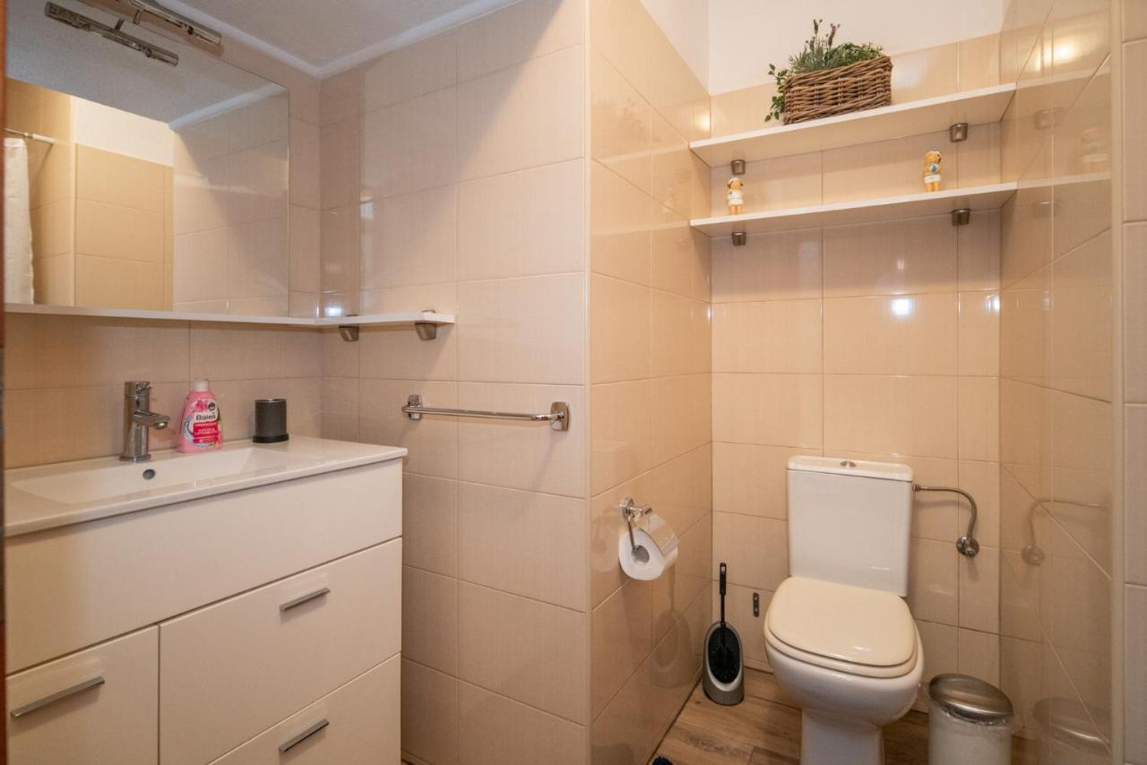 Apartmani Mara Pakoštane Екстериор снимка