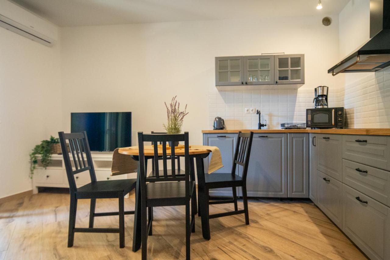 Apartmani Mara Pakoštane Екстериор снимка